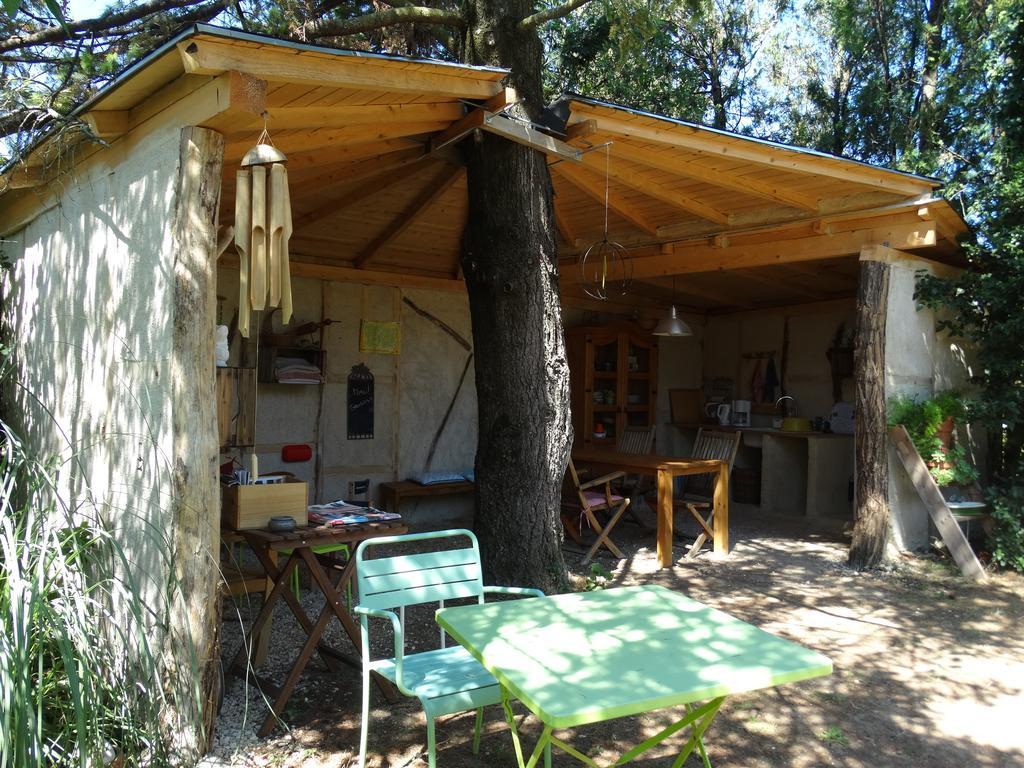 Maison D'Hotes Lou Cliou Cliousclat Δωμάτιο φωτογραφία