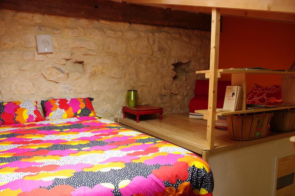 Maison D'Hotes Lou Cliou Cliousclat Δωμάτιο φωτογραφία