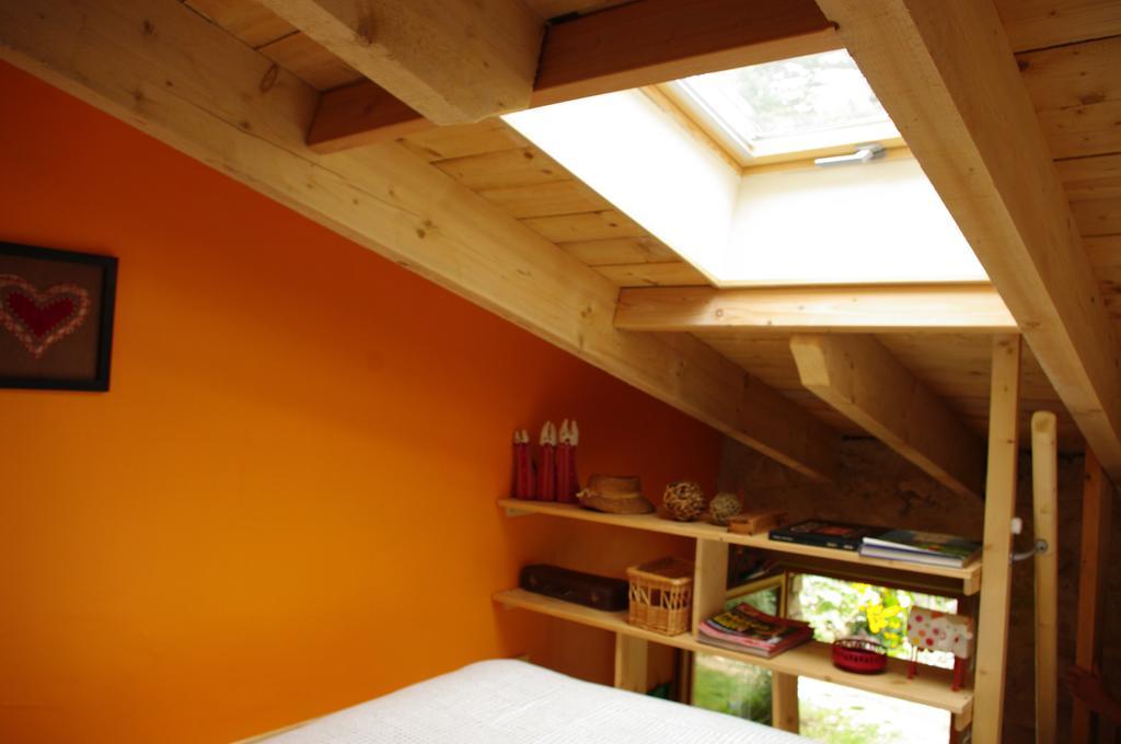 Maison D'Hotes Lou Cliou Cliousclat Δωμάτιο φωτογραφία