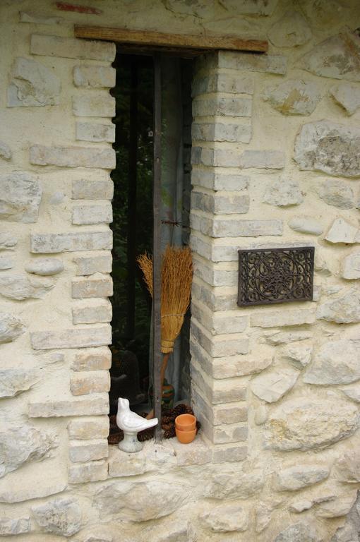 Maison D'Hotes Lou Cliou Cliousclat Δωμάτιο φωτογραφία