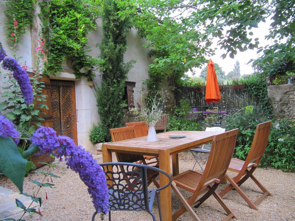 Maison D'Hotes Lou Cliou Cliousclat Δωμάτιο φωτογραφία
